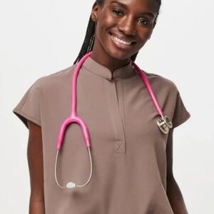 Smokey taupe Figs scrub set XS/XS petite